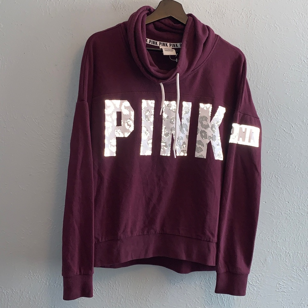 Vs leopard cowlneck
